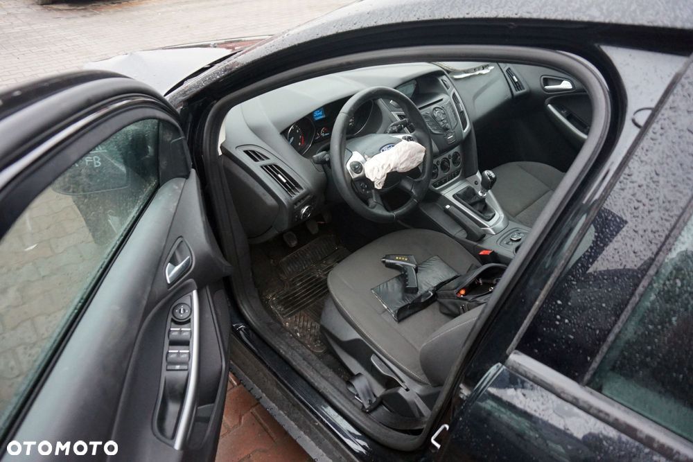 FORD FOCUS III MK3 5D HB 2014 FB 1.0 12V M1DA 125KM B6 CZARNY na części - 14