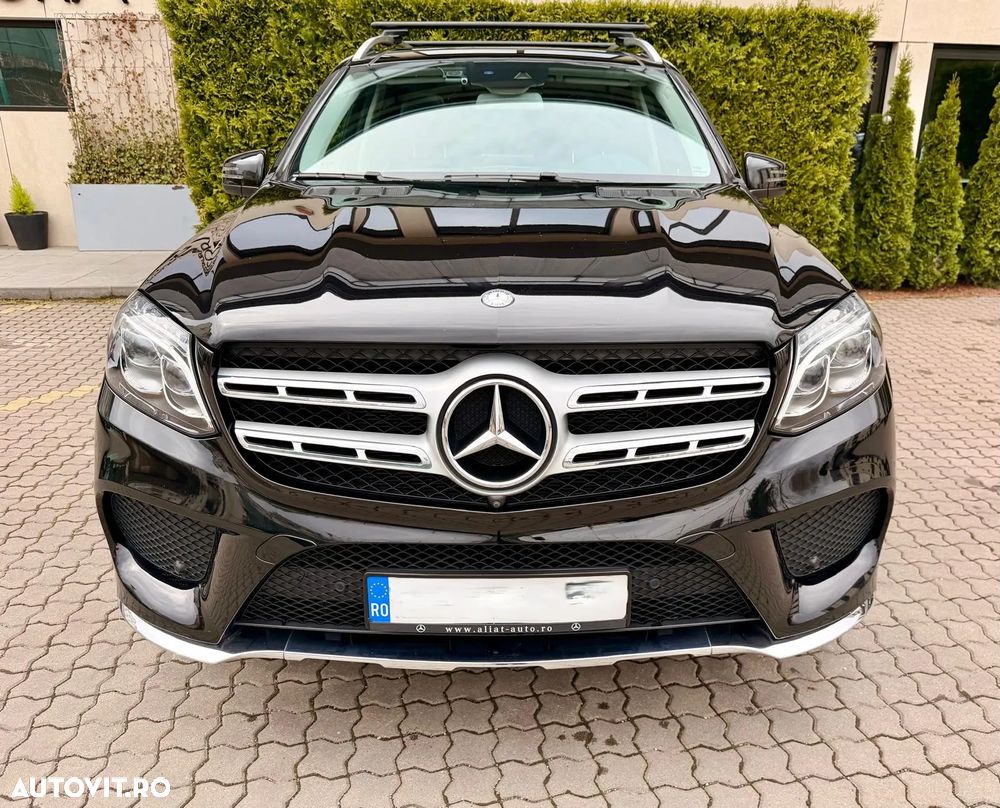 Mercedes-Benz GLS - 1
