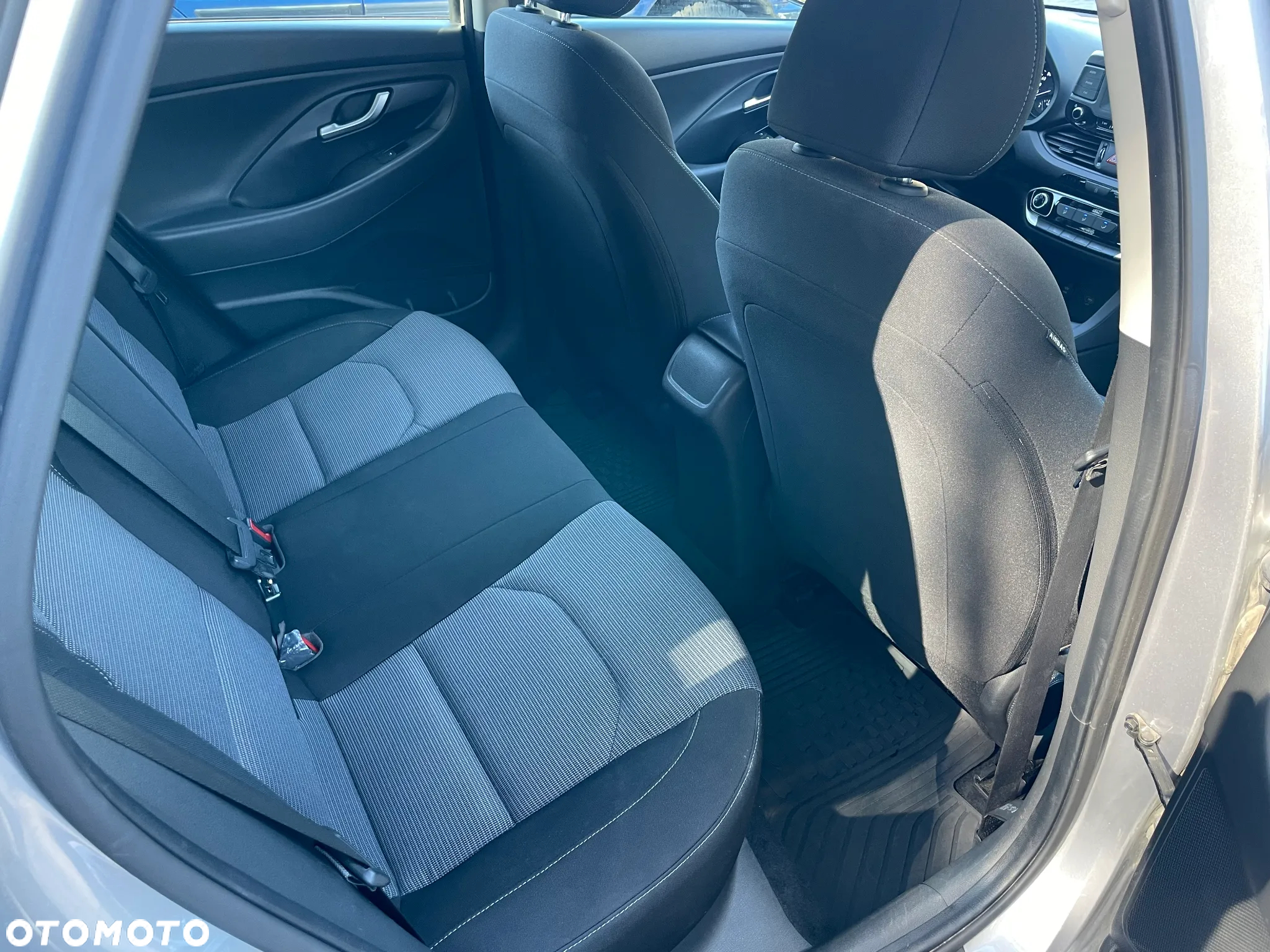 Hyundai i30 1.5 DPI Modern - 10