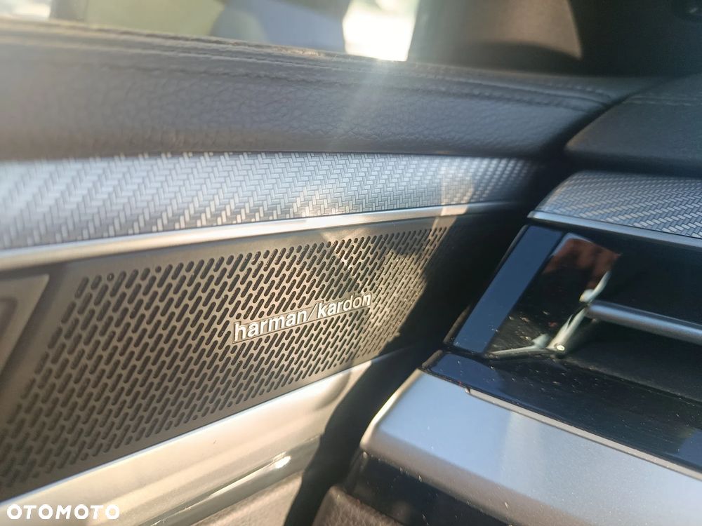 Volkswagen Arteon 2.0 TDI 4Motion R-Line DSG - 9