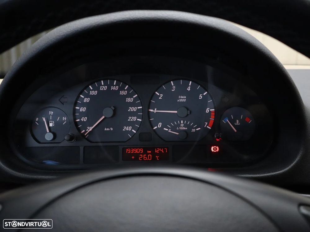 BMW 320 Ci Cabrio - 22