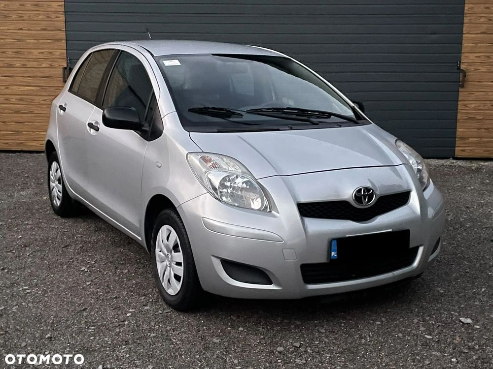 Toyota Yaris 1.0 Luna - 2