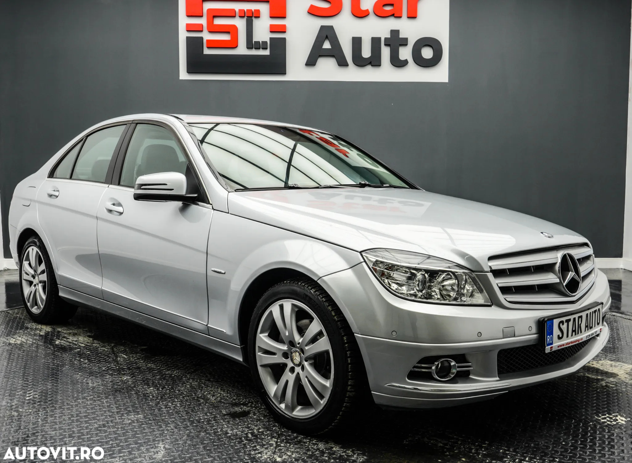 Mercedes-Benz C - 4