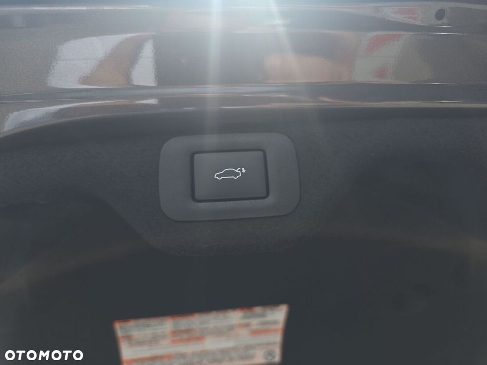 Lexus ES 300h Prestige - 29