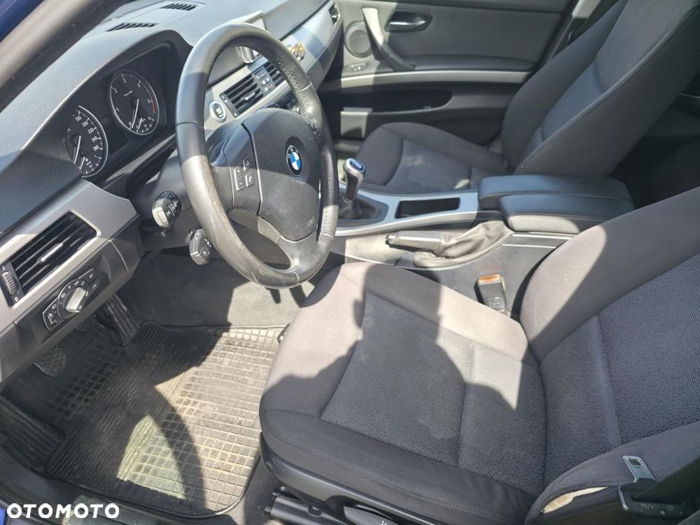 BMW Seria 3 318d DPF - 15