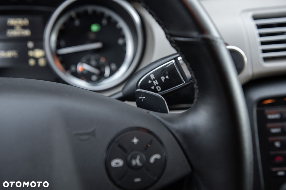 Mercedes-Benz Klasa R 350 CDI 4-Matic - 21