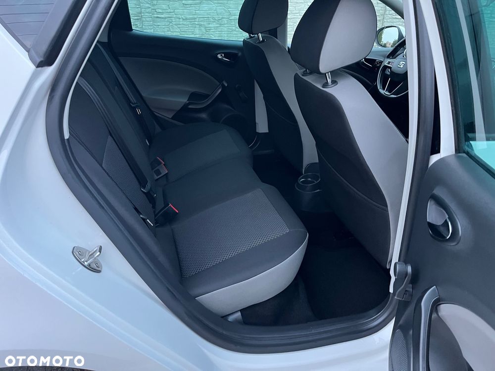 Seat Ibiza 1.2 TSI CONNECT - 33