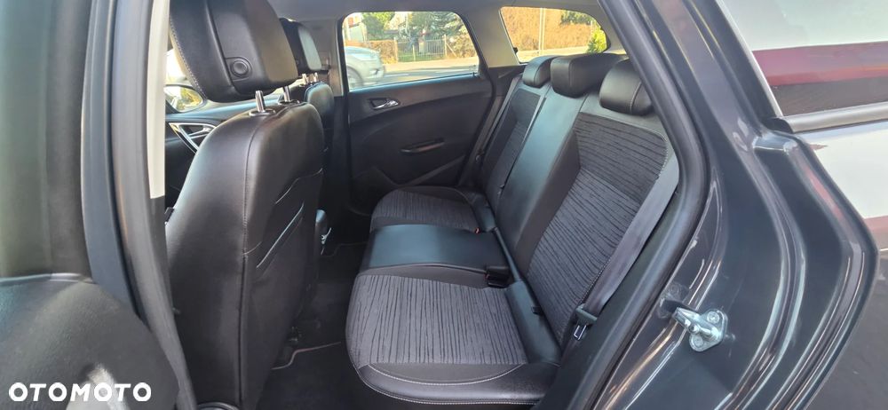 Opel Astra 1.7 CDTI DPF ecoFLEX TourerStart/Stop 105g Edition - 24