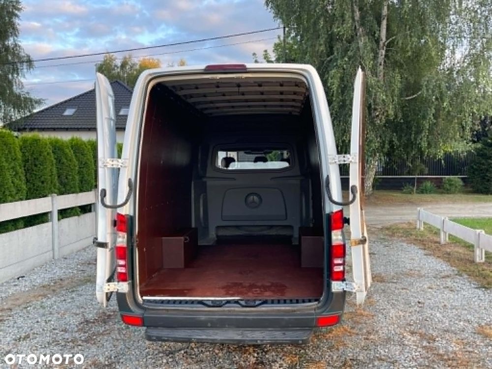 Mercedes-Benz Sprinter - 29