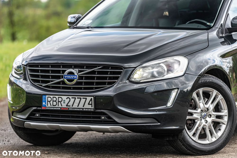Volvo XC 60 D4 AWD Geartronic Summum - 5