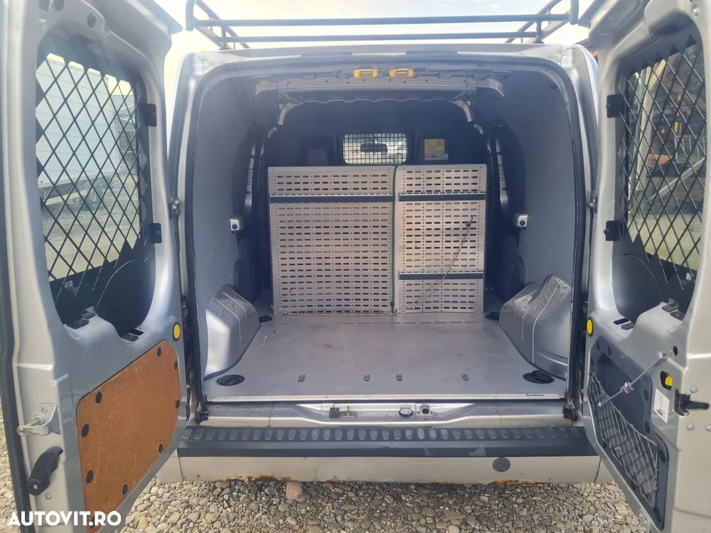 Ford TRANSIT CONNECT - 4