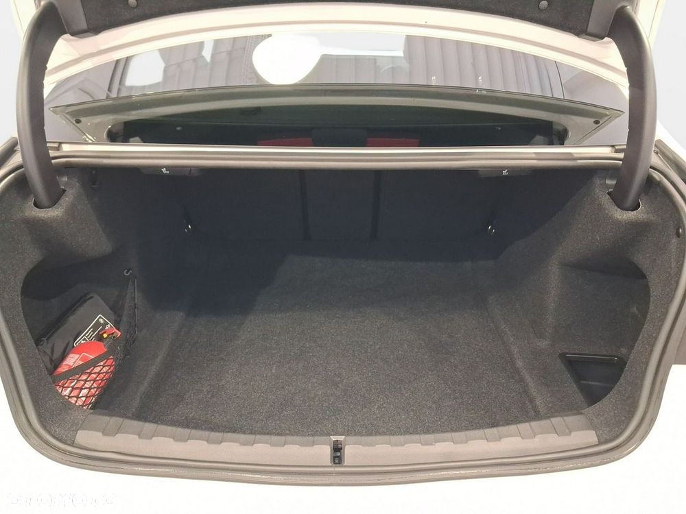BMW Seria 3 - 14