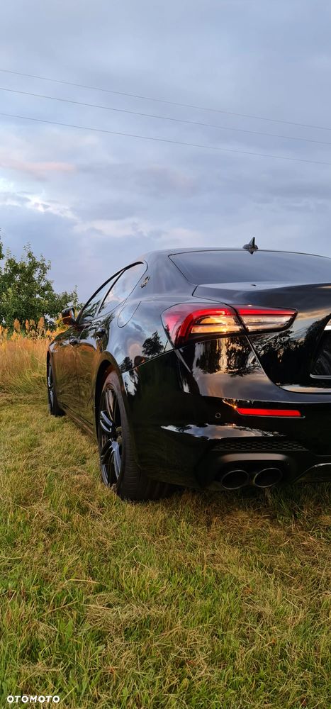 Maserati Ghibli S GranSport - 23