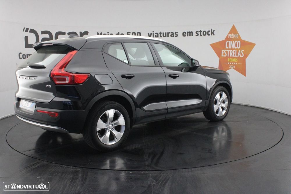 Volvo XC 40 2.0 D3 Momentum Plus Geartronic — fotografia 7