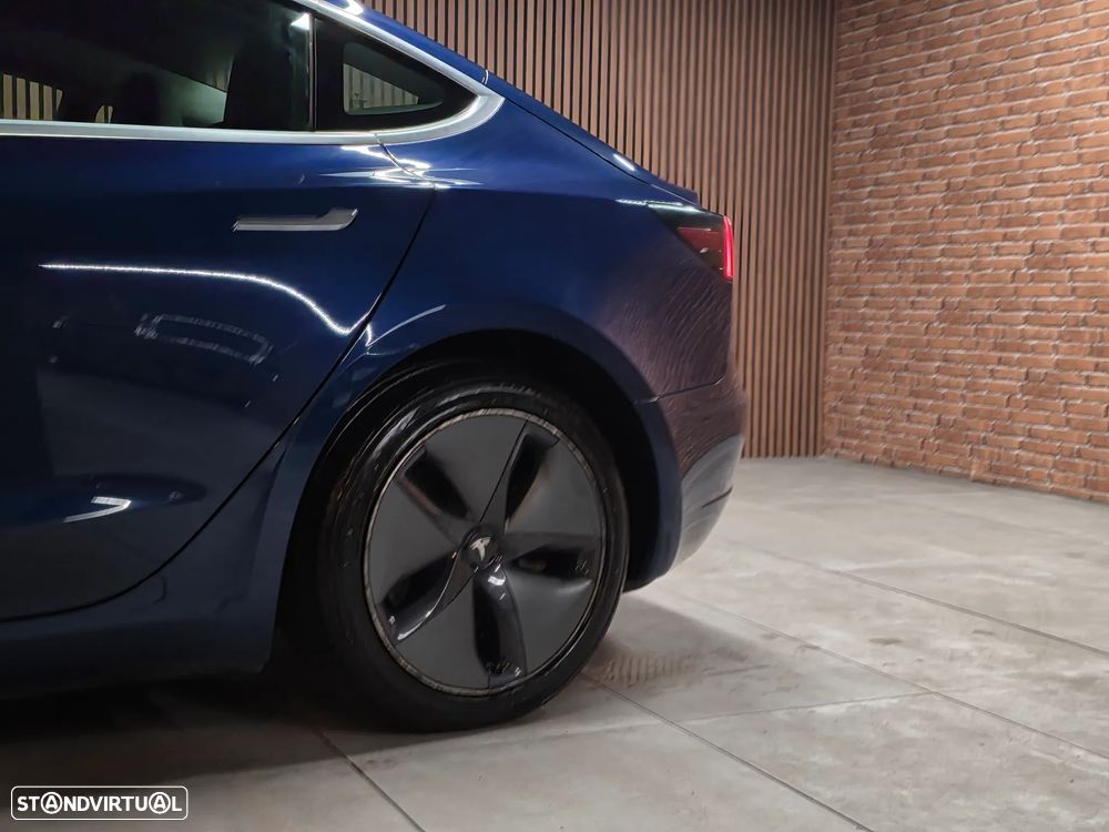Tesla Model 3 - 34