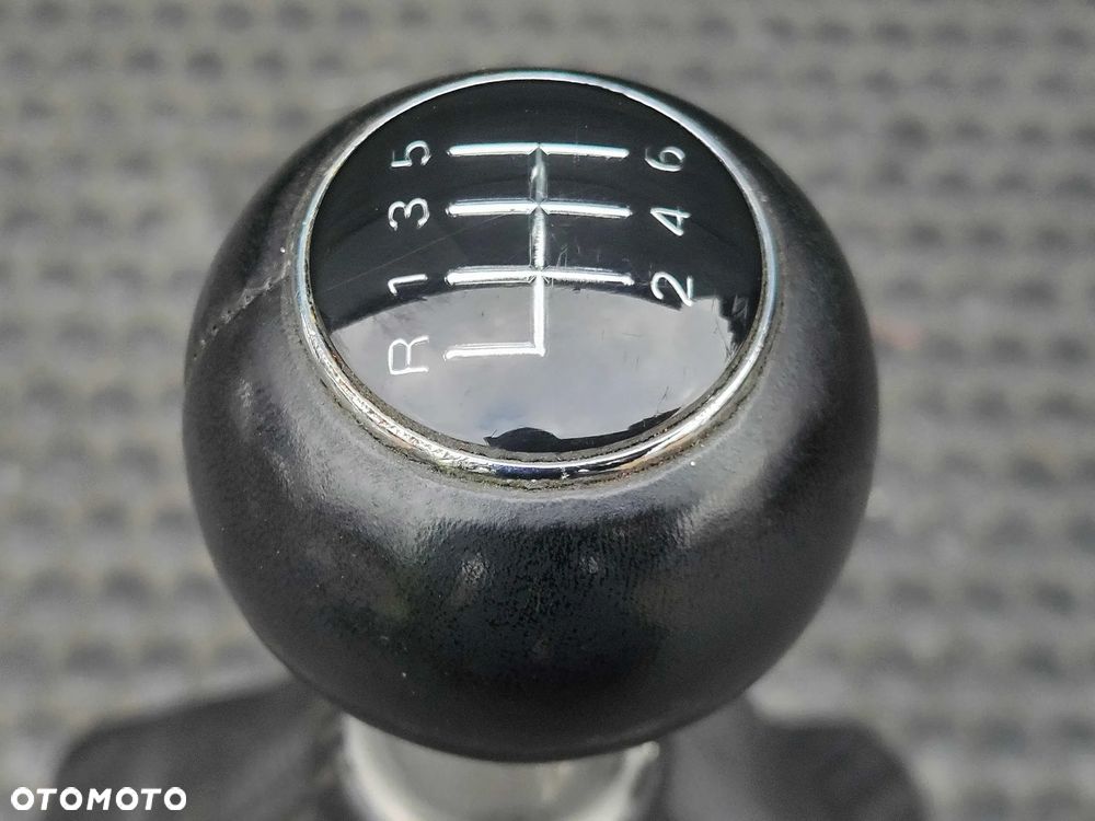 Gałka Mieszek Czarna S-Line Skóra Lewarek Zmiany 6 Biegów Manual Audi A4 B6 B7 - 11
