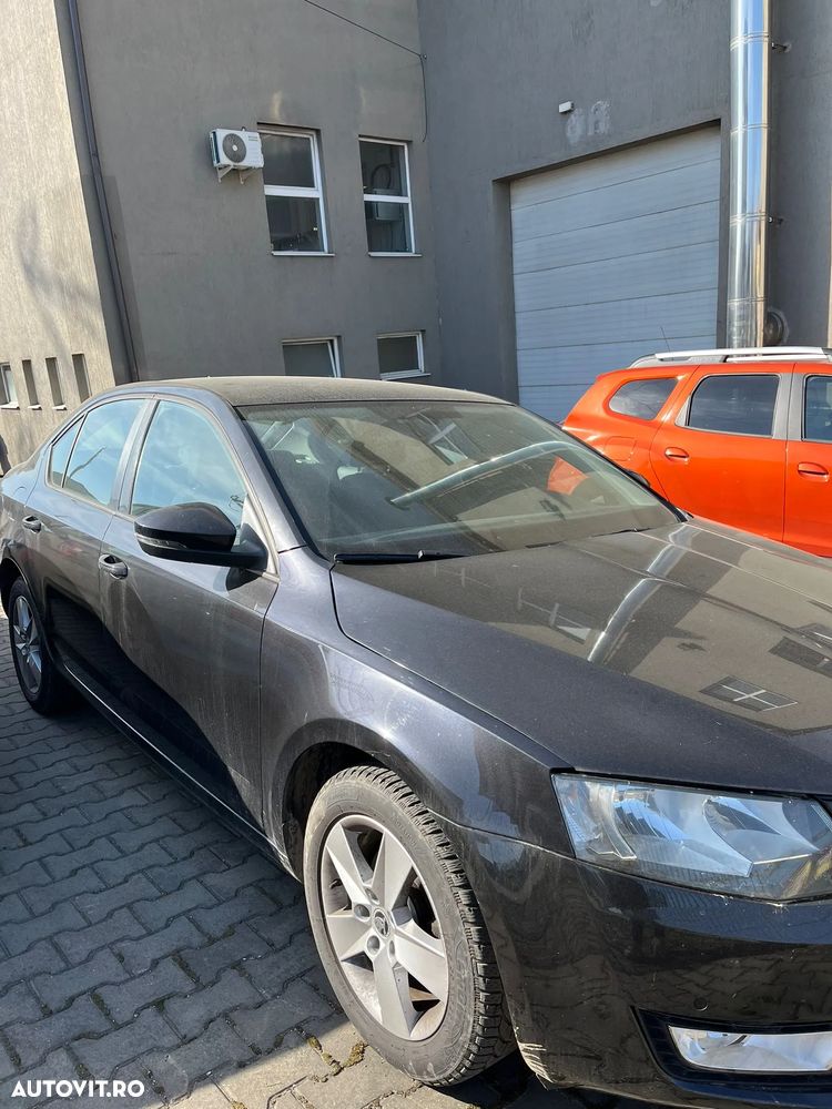 Skoda Octavia 1.6 TDI Active - 2