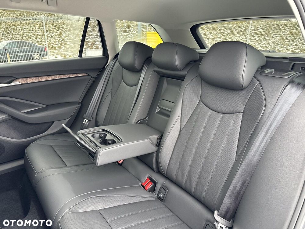 Skoda Superb 2.0 TDI SCR 4x4 L&K DSG - 33