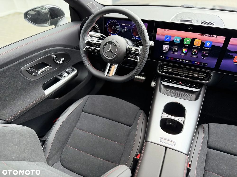 Mercedes-Benz CLA - 12