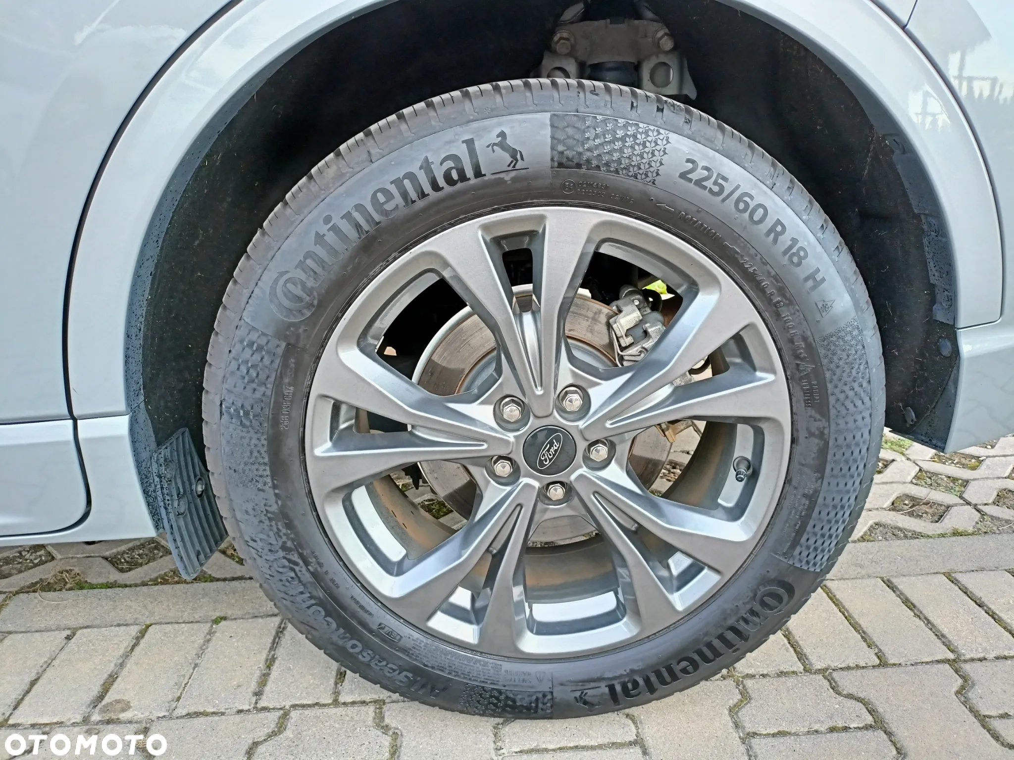Ford Kuga 2.5 FHEV FWD ST-Line X - 6