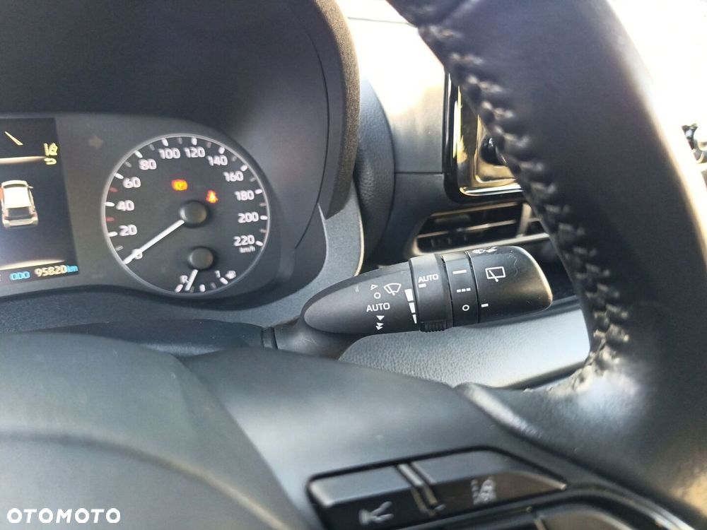 Toyota Yaris 1.5 Comfort - 36