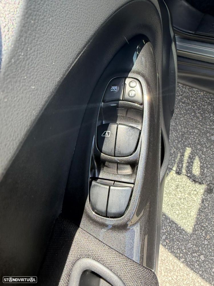 Nissan Juke 1.2 DIG-T N-Connecta - 17