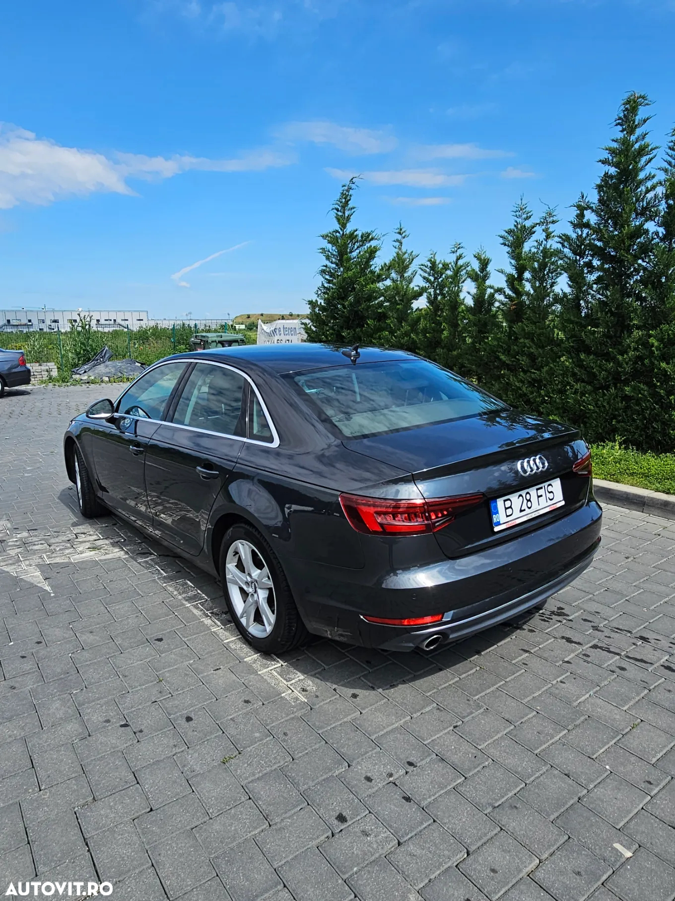 Audi A4 Avant 2.0 TDI S tronic - 4