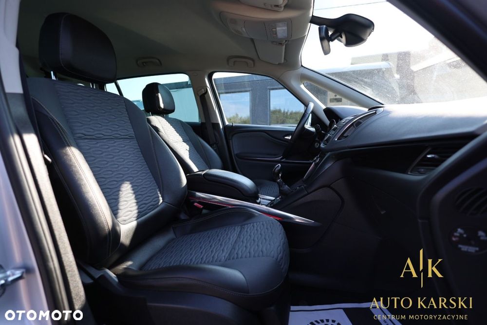 Opel Zafira - 34
