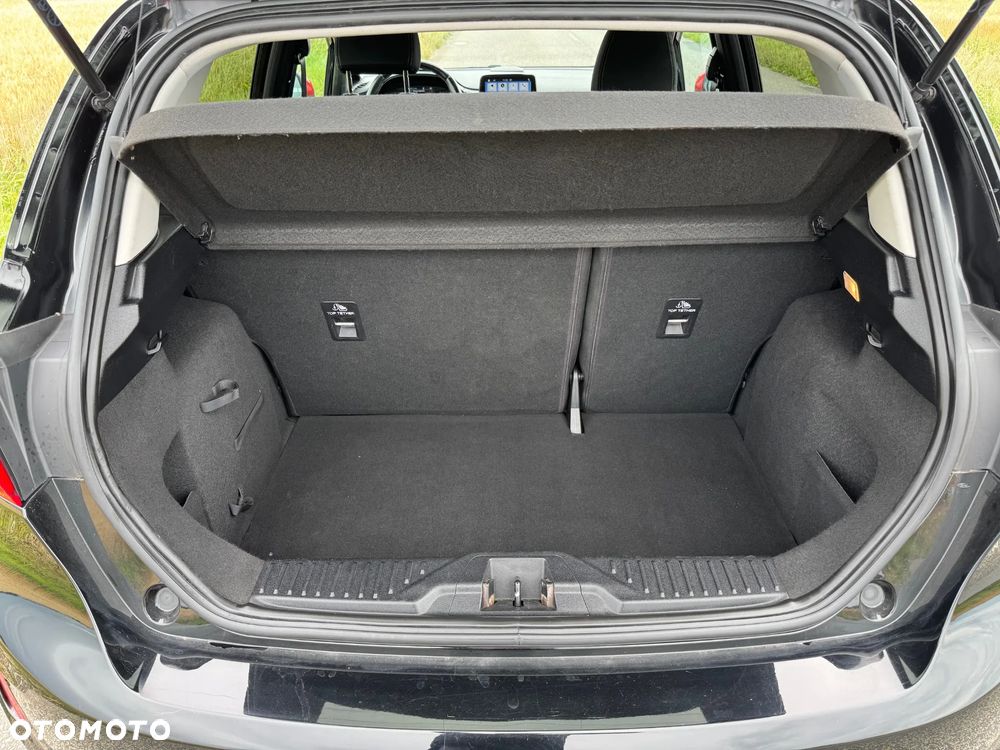 Ford Fiesta 1.0 EcoBoost S&S TITANIUM - 16