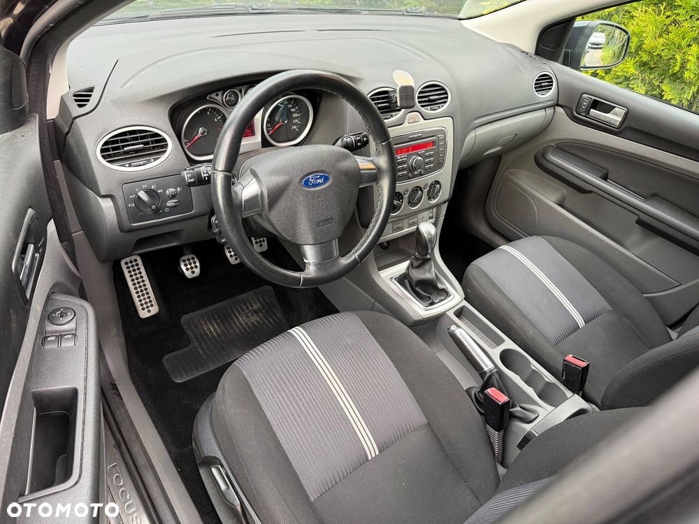 Ford Focus 1.6 16V Viva II - 9