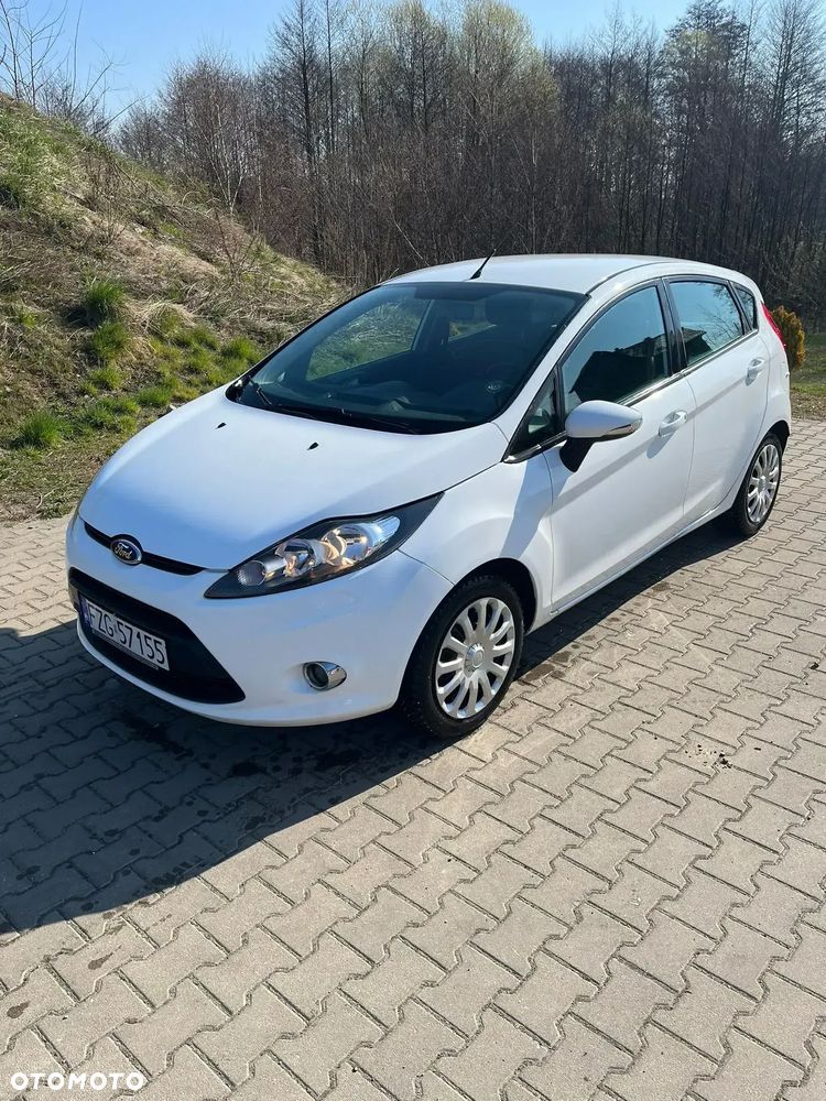 Ford Fiesta 1.25 Ambiente EU5 - 1