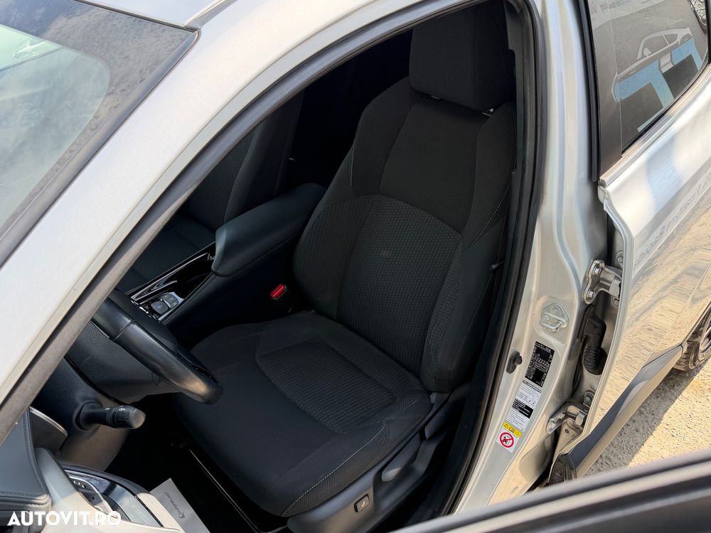 Toyota C-HR Style - 12