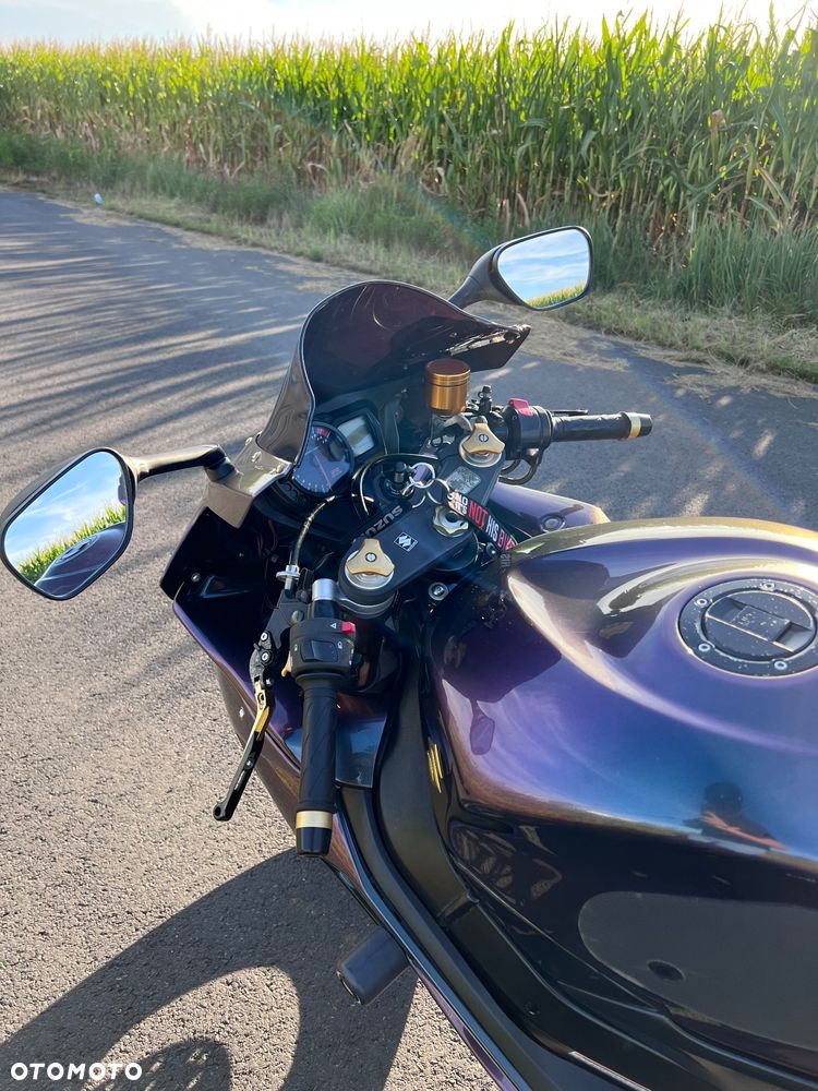 Suzuki GSX-R - 9