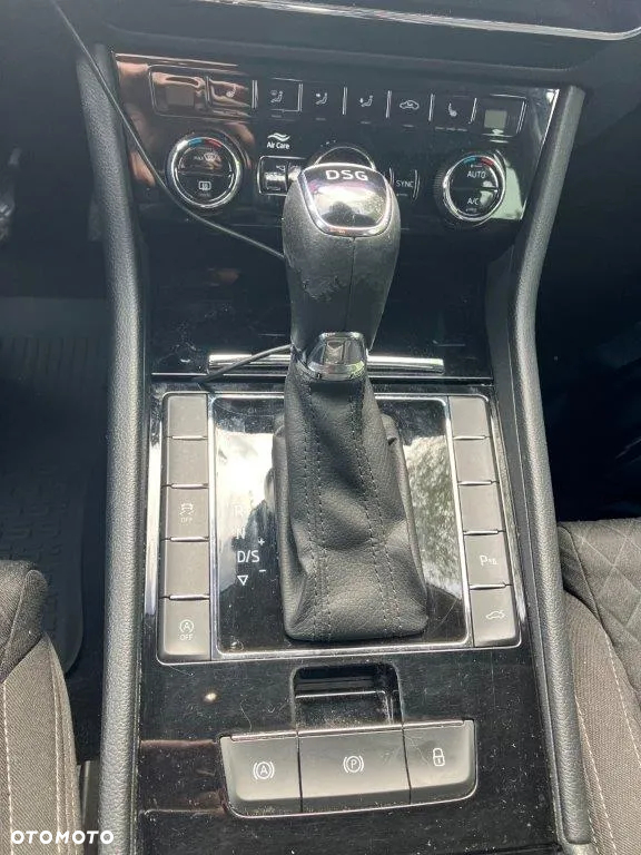 Skoda Superb 2.0 TDI SCR Style DSG - 16