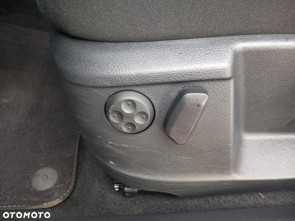 Volkswagen Sharan 2.0 TDI BlueMotion Technology Life - 33