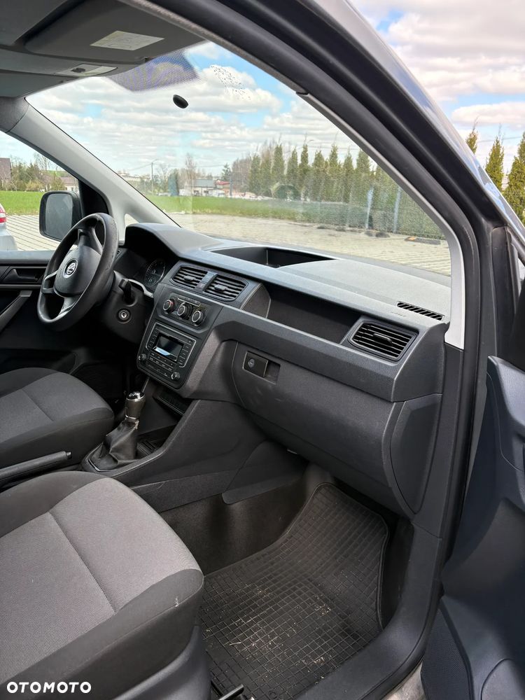 Volkswagen Caddy - 9