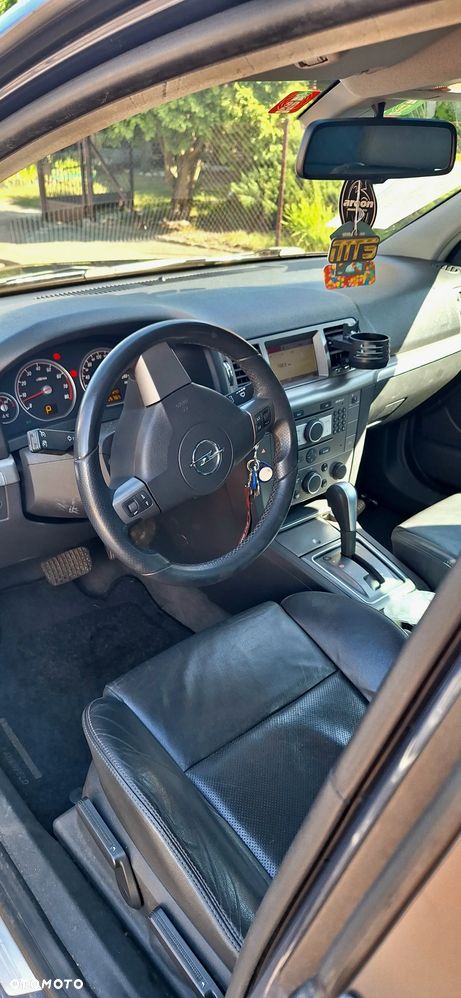 Opel Signum 2.8 V6 Sport - 15