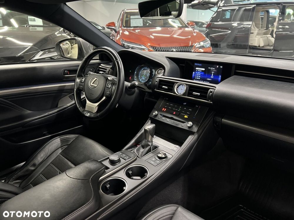 Lexus RC 200t / 300 F Sport - 14
