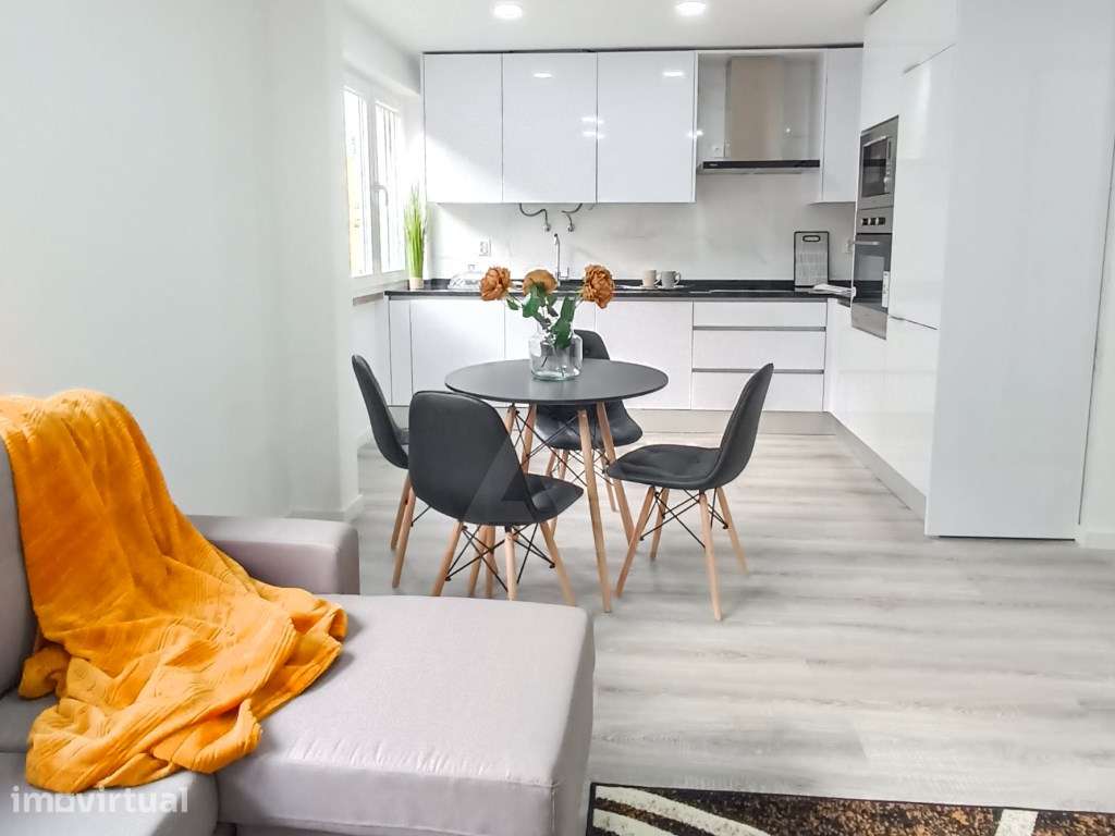 Apartamento T3 em Benfica com Cozinha Equipada - Grande imagem: 2/14