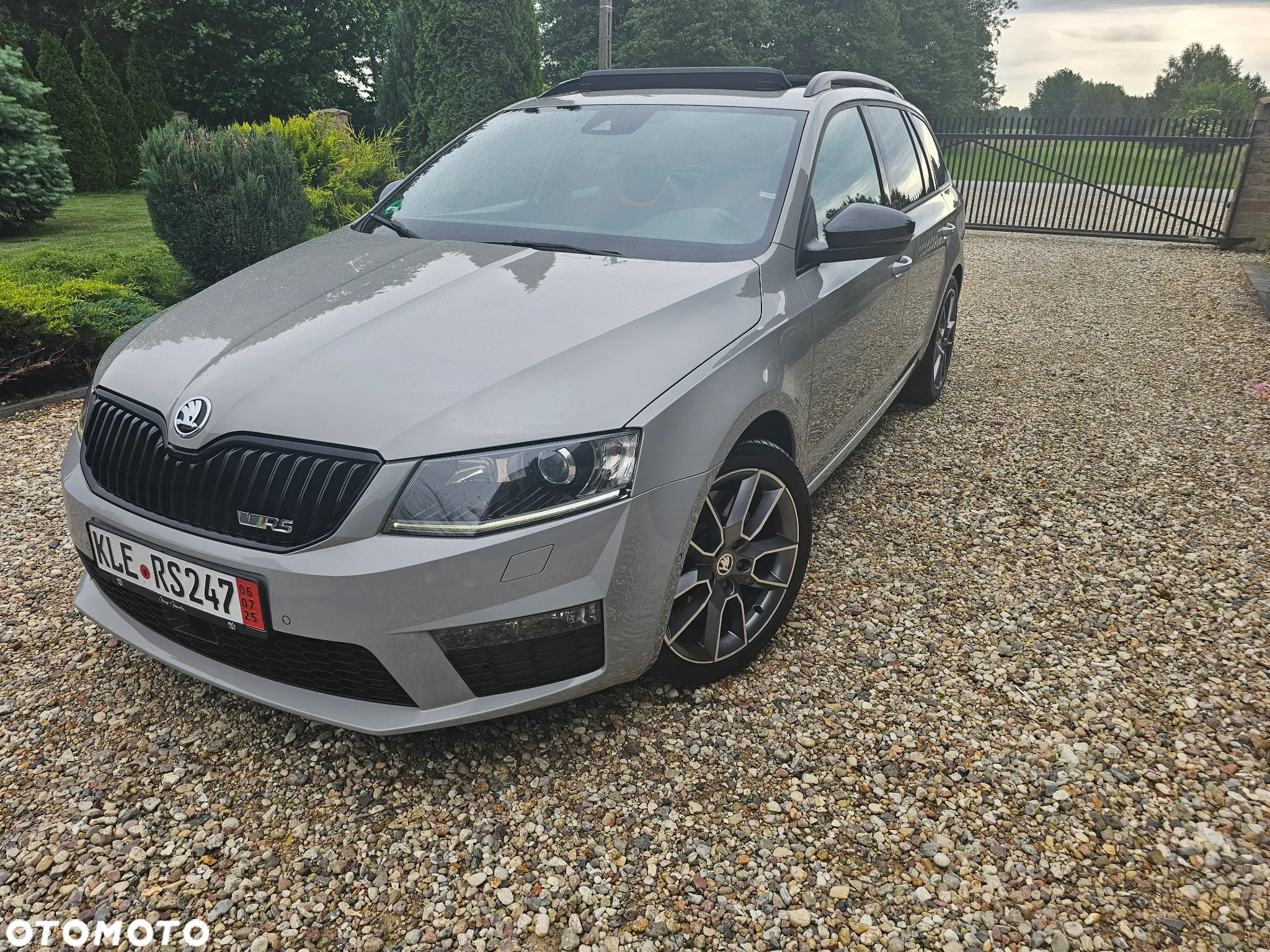 Skoda Octavia 2.0 TDI RS Challenge DSG - 2