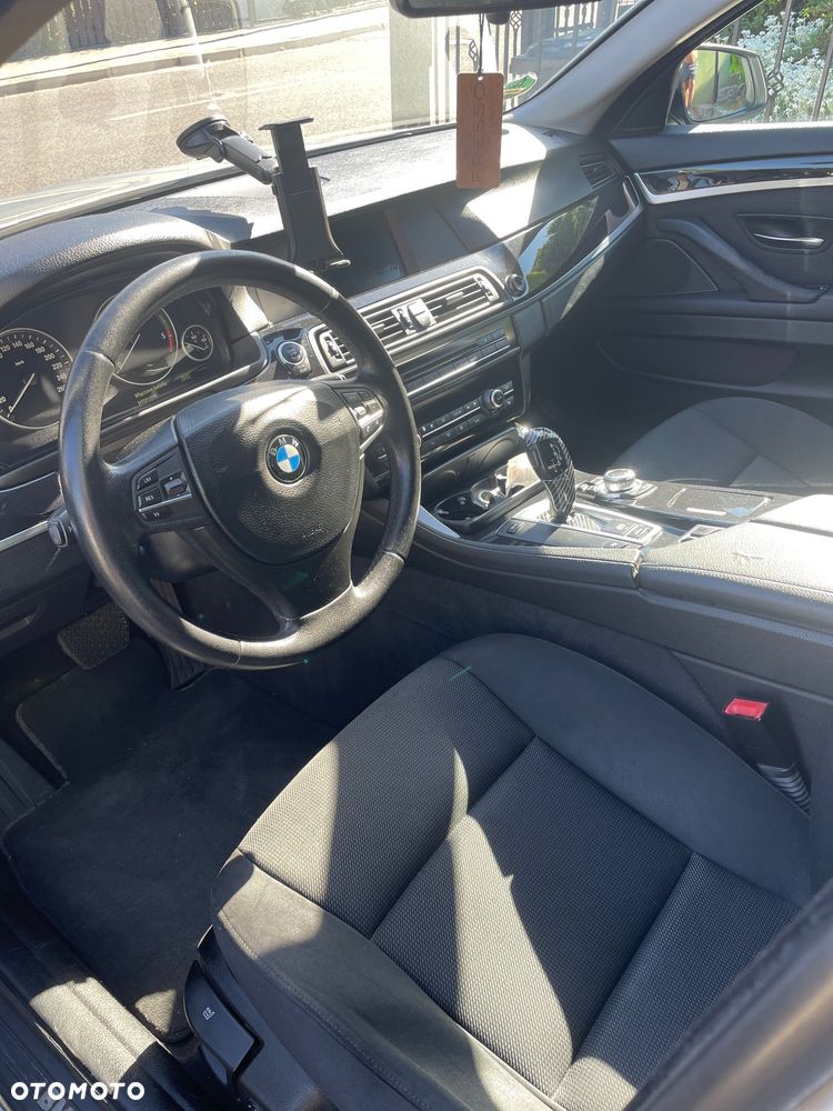BMW Seria 5 520d - 13