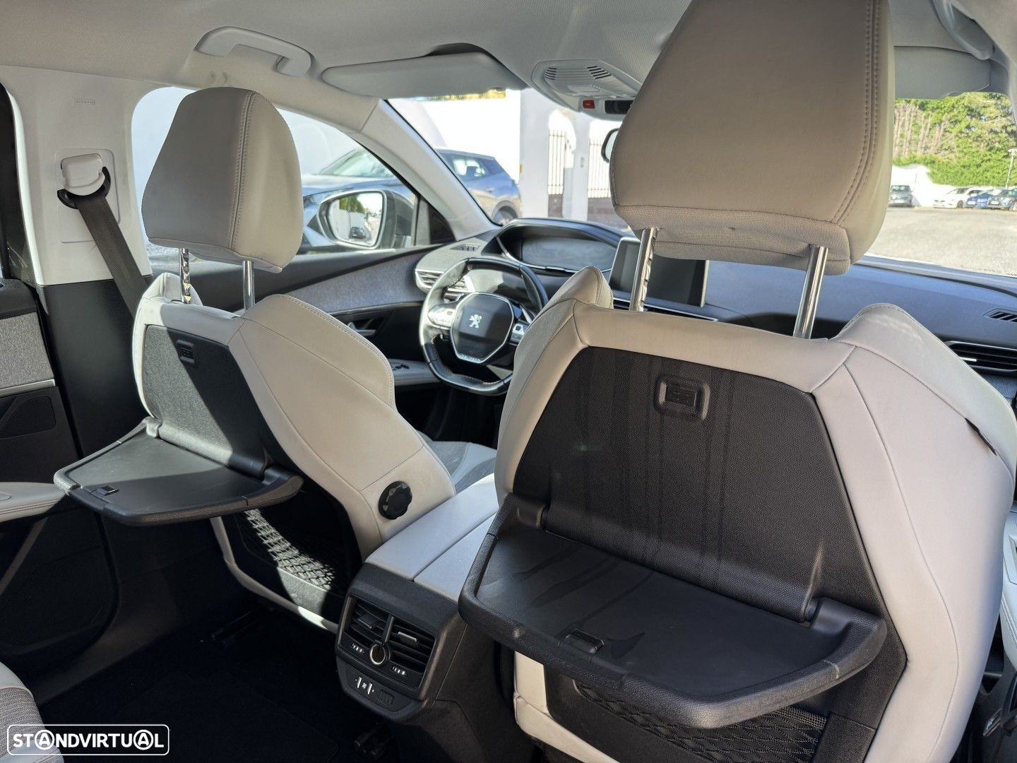 Peugeot 5008 1.2 PureTech Allure Pack EAT8 - 38