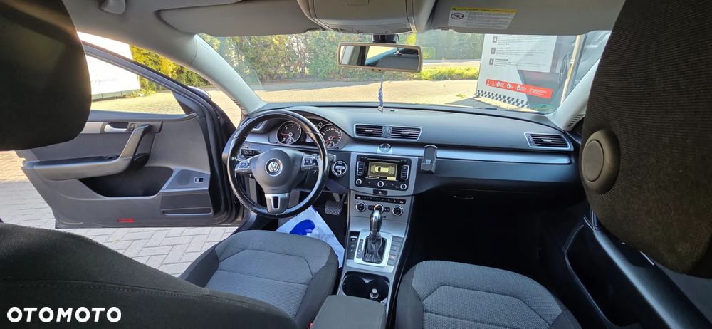 Volkswagen Passat Variant 2.0 Blue TDI DSG SCR Highline - 36