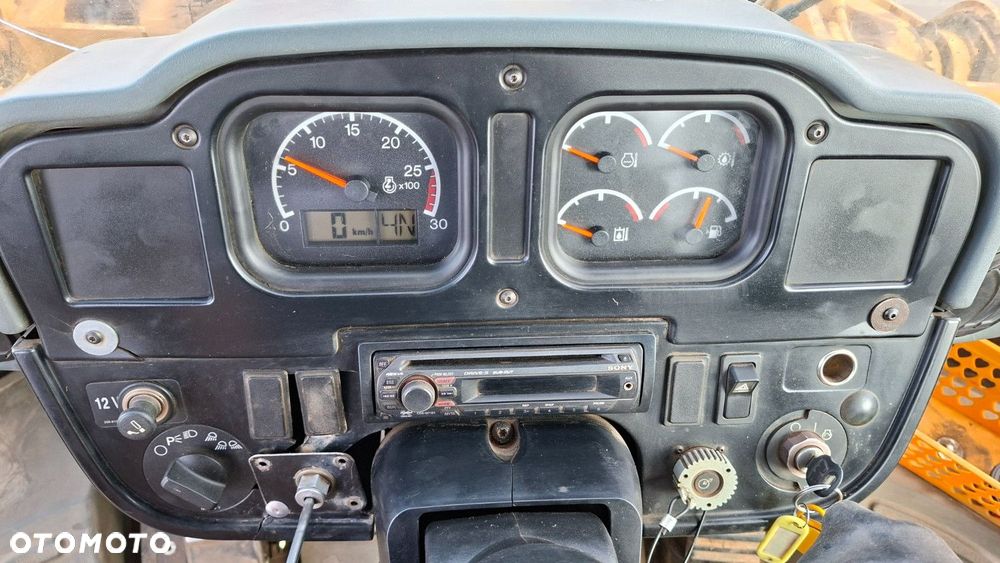 Caterpillar 950 G 4X4 - 13
