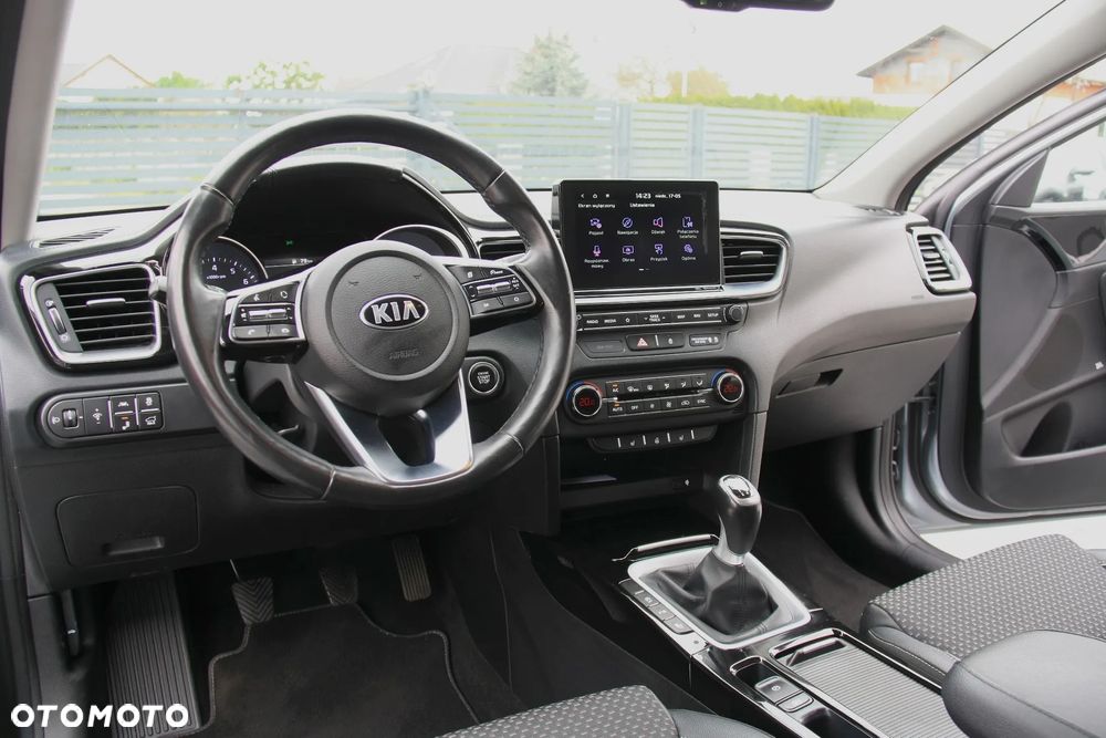 Kia Ceed 1.4 T-GDI OPF Platinum Edition - 30