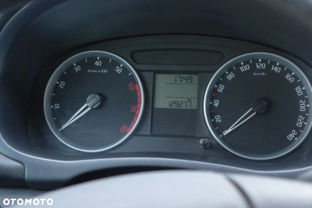 Skoda Fabia 1.4 16V Style - 5