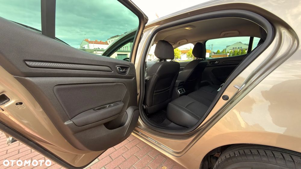 Renault Megane 1.2 Energy TCe Intens EDC - 10