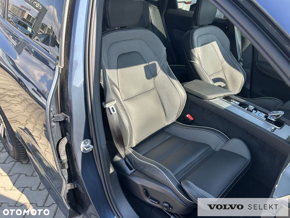 Volvo XC 60 - 25