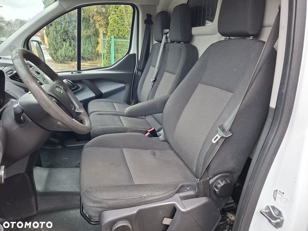 Ford Transit Custom - 21