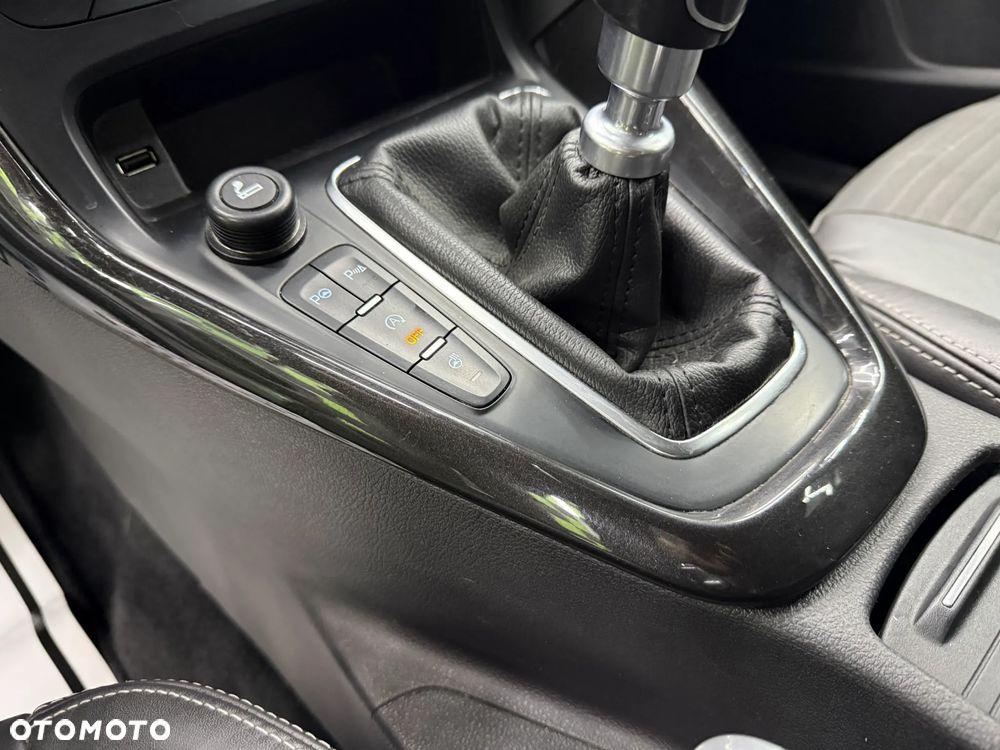 Ford Focus - 11